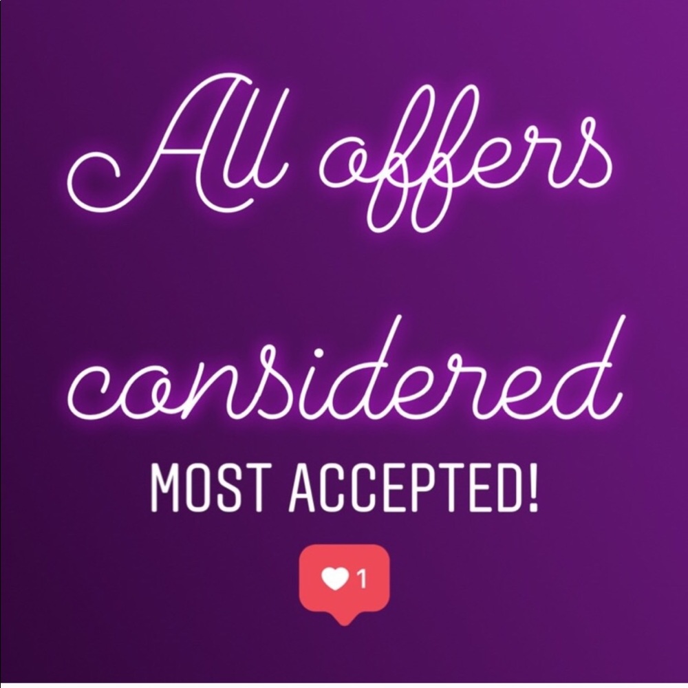 Make offers on 👗 you 💚!